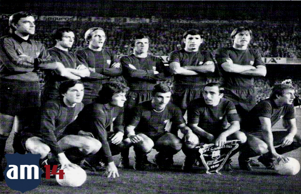 De pie: Artola, De la Cruz, Neeskens, Zuviría, Olmo y Migueli. Agachados, Sánchez, Heredia, Krankl, Asensi y Rexach.