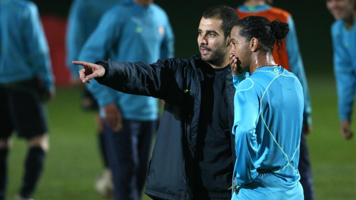 Guardiola y Ronaldinho barça