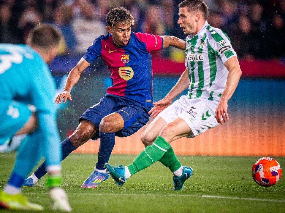 barça betis lider la liga